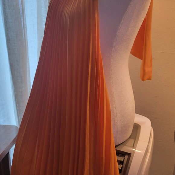 Alice + Olivia AVIANA ORANGE HALTERNECK SUNBURST PLEATED MINI DRESS Size M - Picture 8 of 9